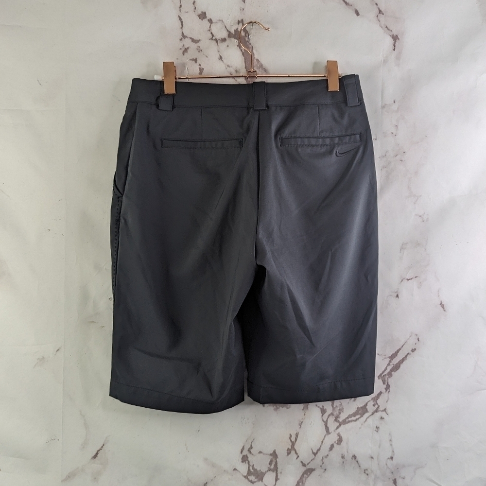Nike Shorts Womens 2 Golf Bermuda Black Mid Rise 10 Inch Zip Dri Fit Tour